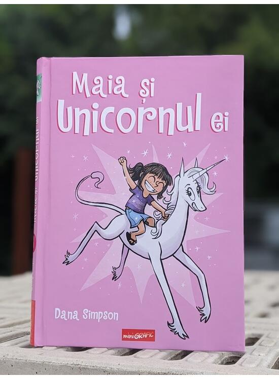 Maia și unicornul ei - gallery big 3