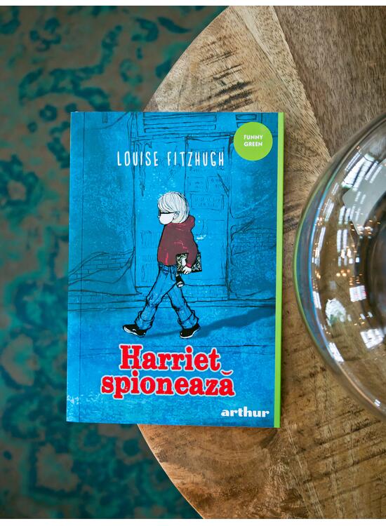 Harriet spionează | paperback - gallery big 3