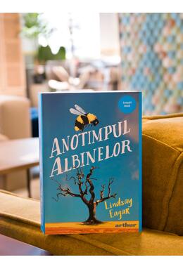 Anotimpul albinelor | paperback