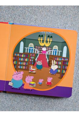 Peppa Pig: Peppa merge la bibliotecă