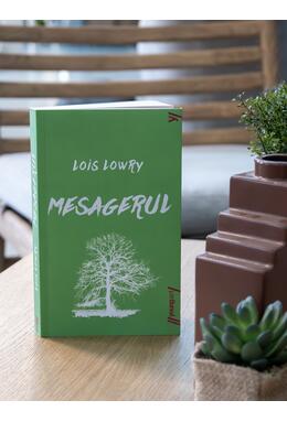 Mesagerul | paperback