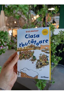 Clasa zburătoare | paperback