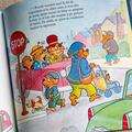 Ursuleții Berenstain uită de bunele maniere - gallery small 