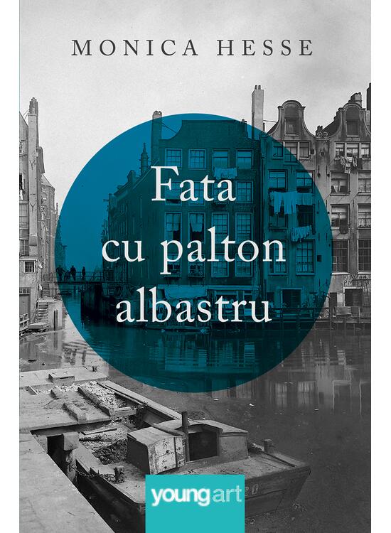 Fata cu palton albastru - gallery big 1